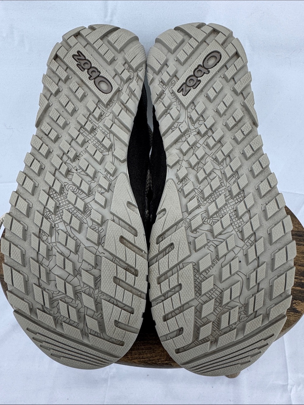 Oboz Womens Lena Mid Athletic Boots, Light Gray Knit, sz 8.5 - Picture 12 of 14